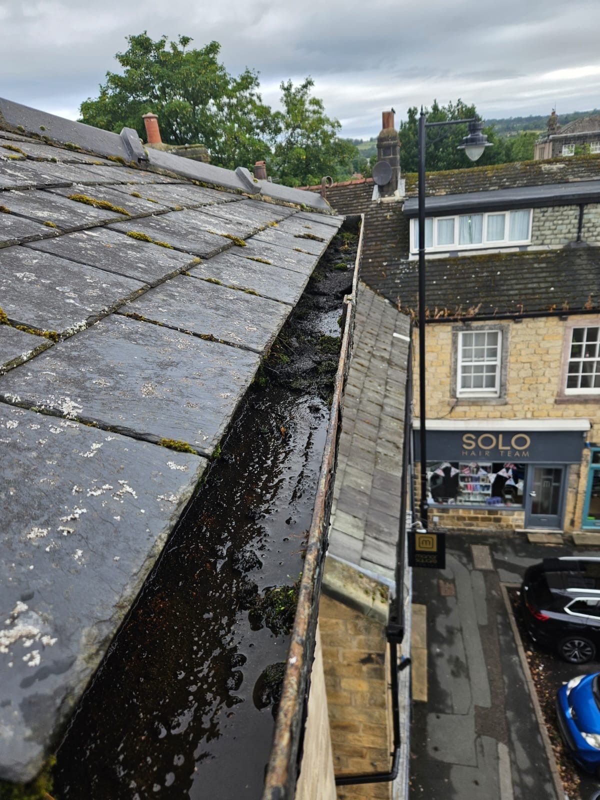 After: same gutter cleared